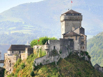 Chateau fort de Lourdes